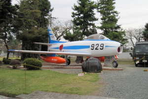 F-86ZCo[̃u[CpX@