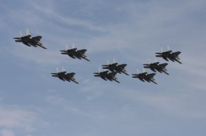 F-15̕ґs